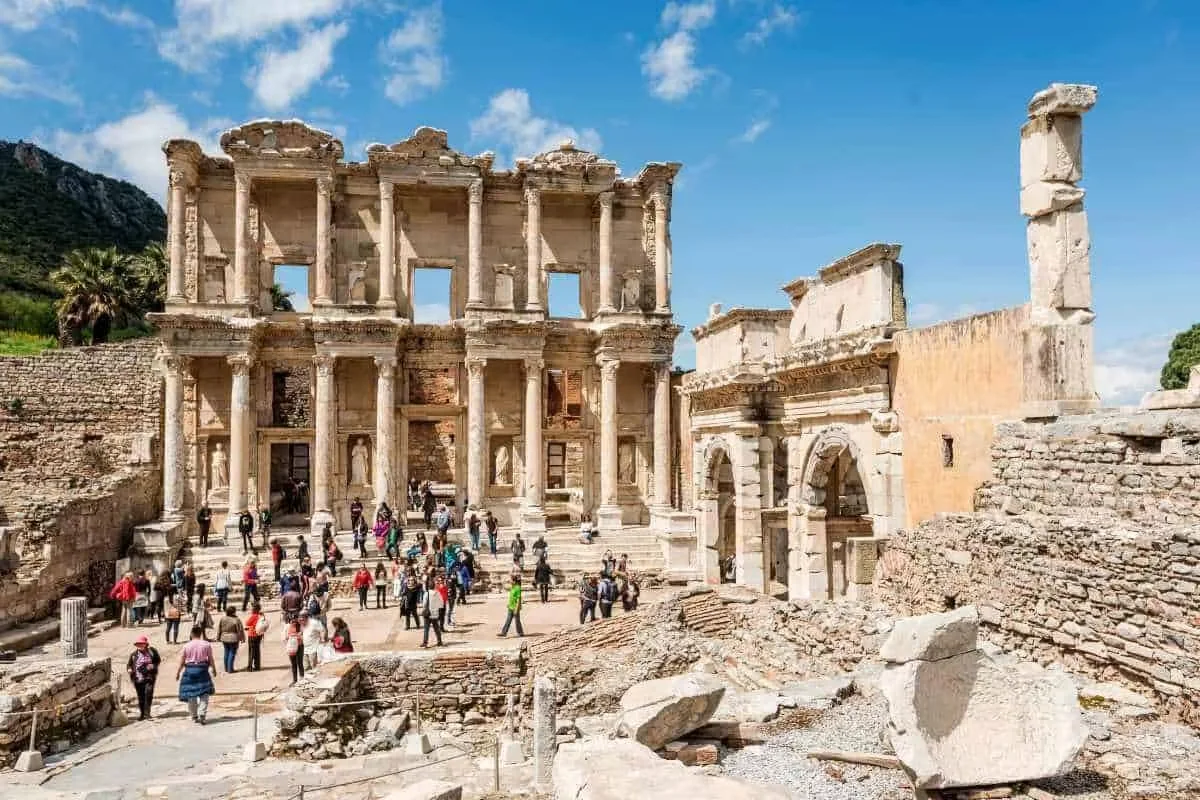 Bibliothèque de Celsus, Éphèse